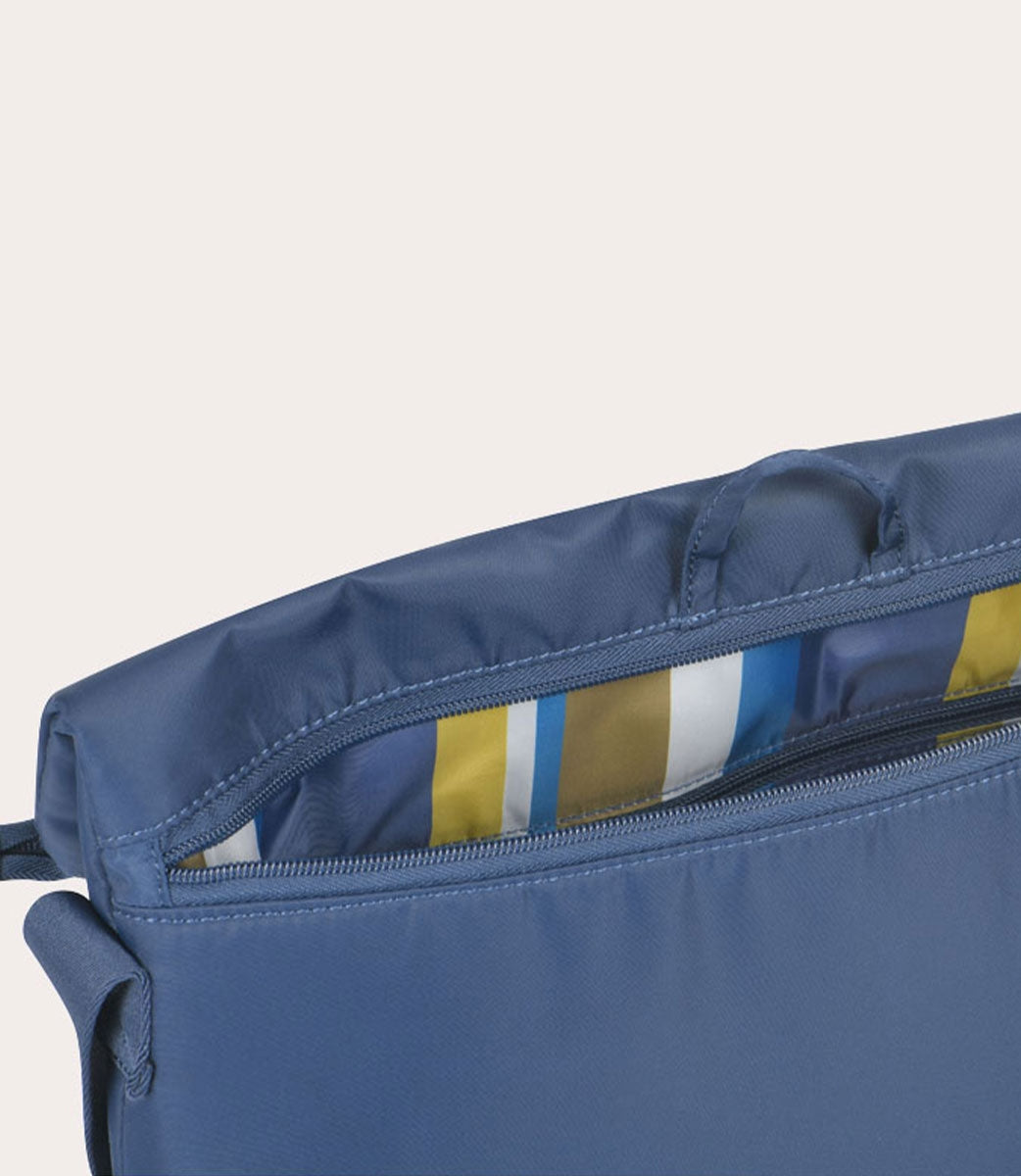 Fold Messenger Bag