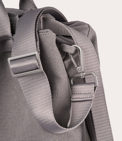 Carry Vertical Medium