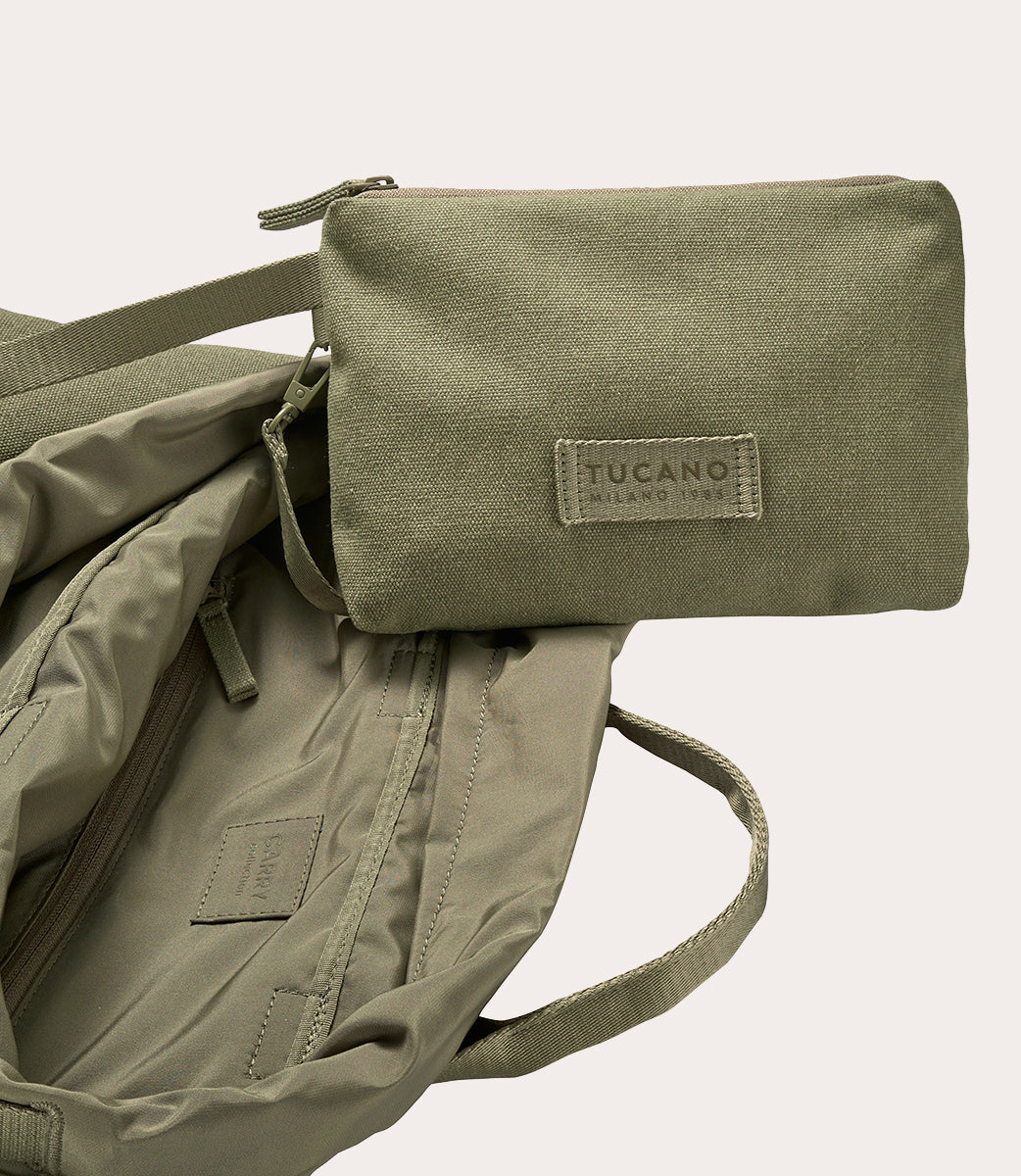 Carry Vertical Medium