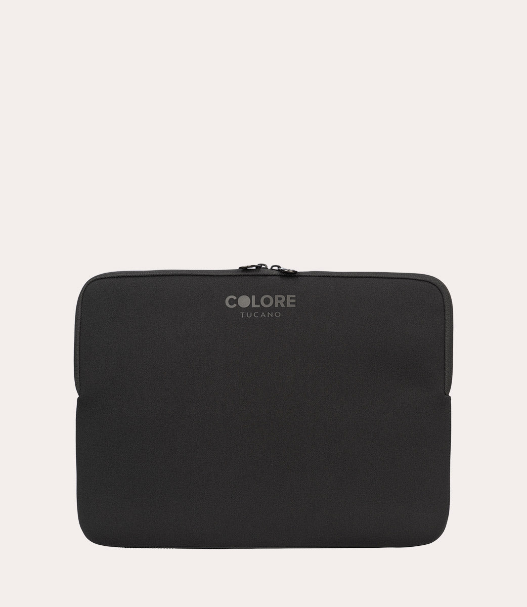 Colore Laptop 15.6" e MacBook Pro 16", vista frontale