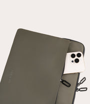 Gommo Sleeve, dettaglio interno
