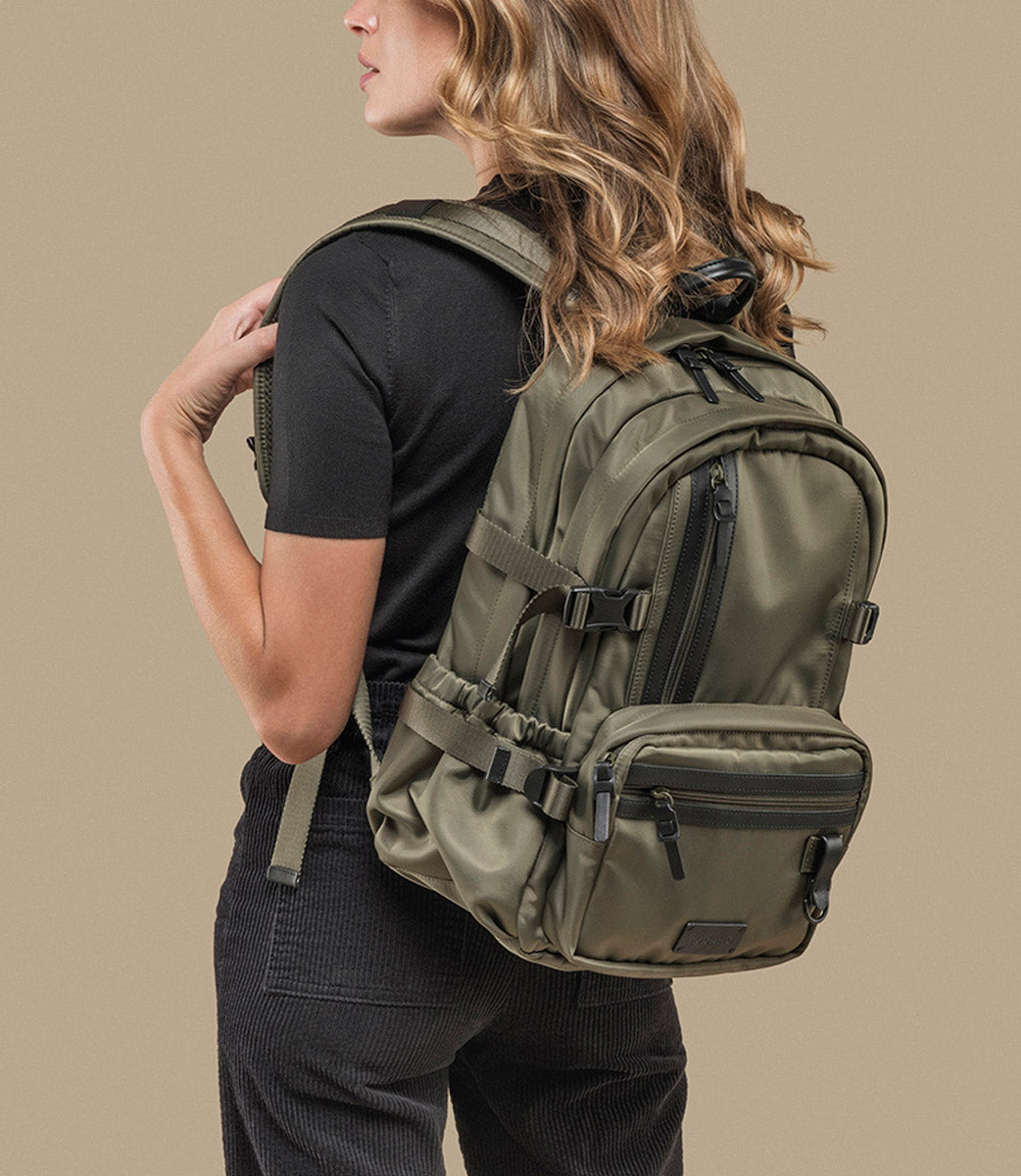 Desert premium Verde militare, vista posteriore