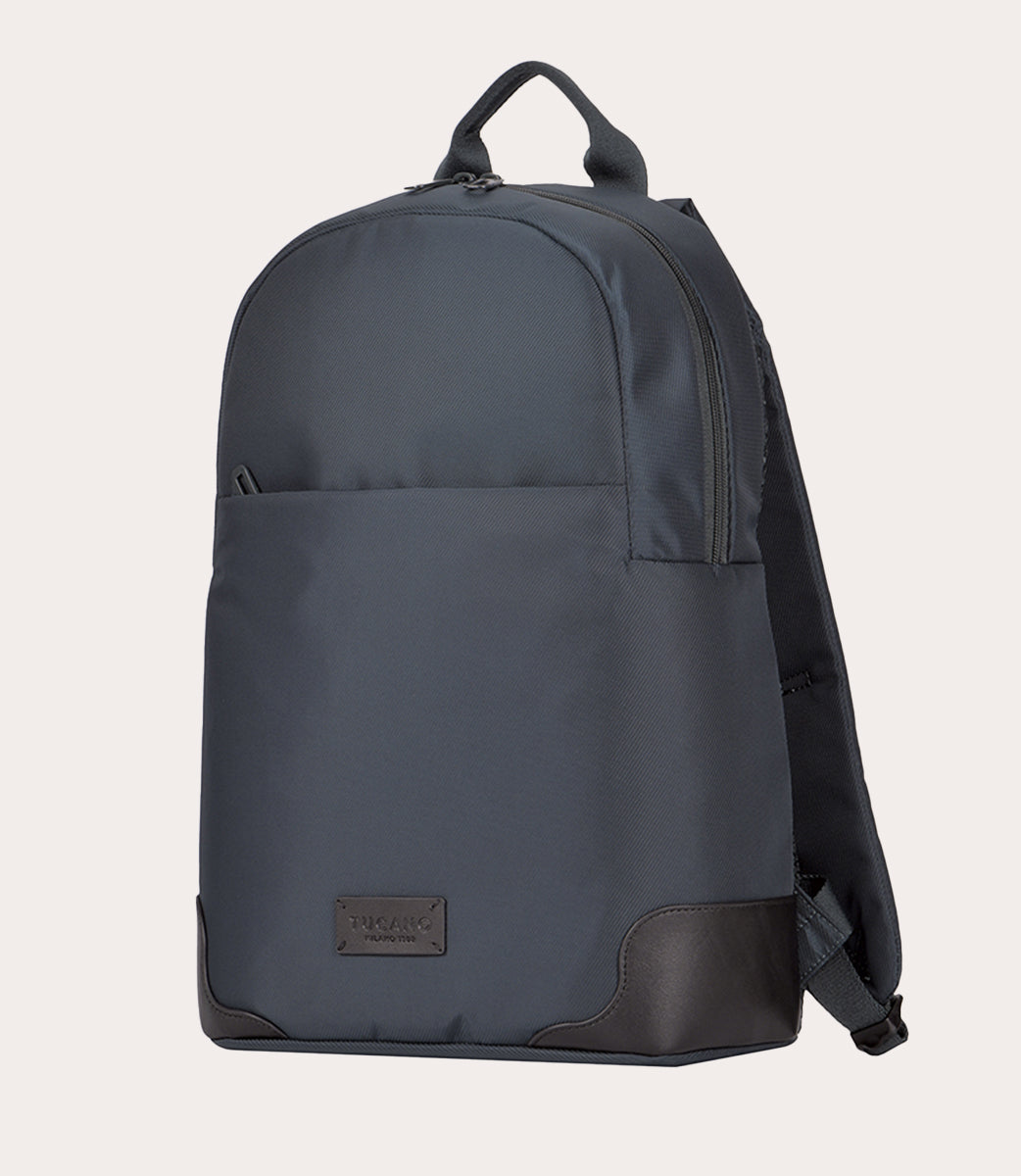 Fine Backback, vista posteriore