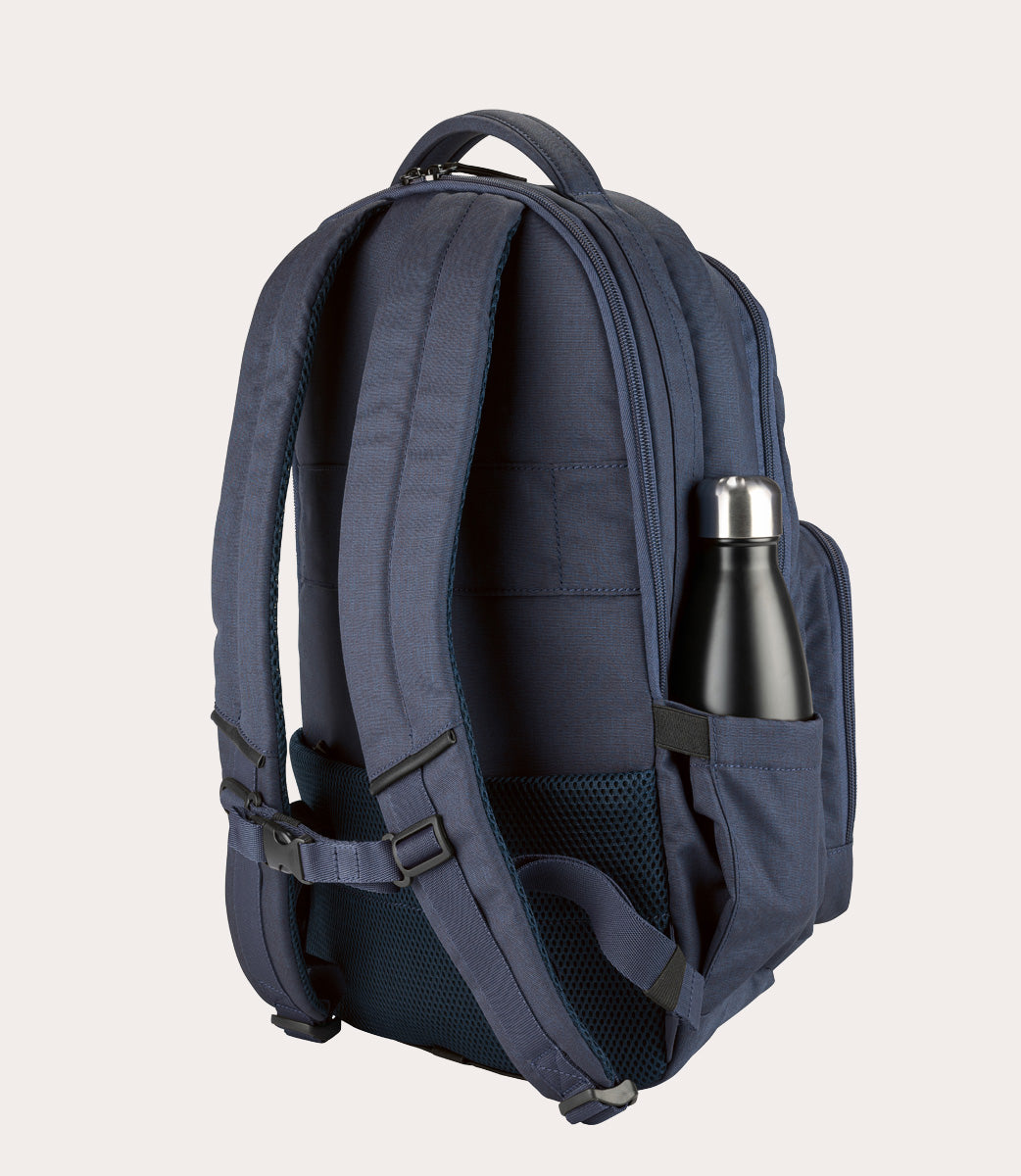 Flash 15" Blu, dettaglio interno