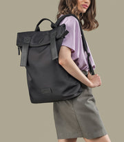 Fold Backpack Verde militare, vista posteriore
