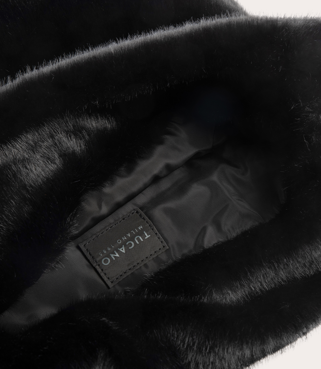 Nina Fur Backpack Nero, vista laterale