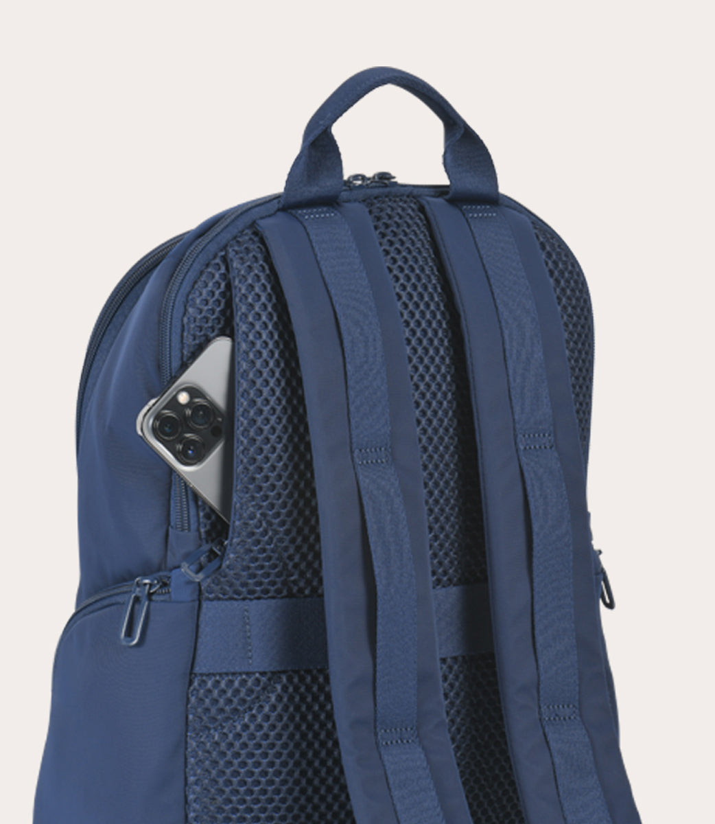 Otto business Blu, in uso