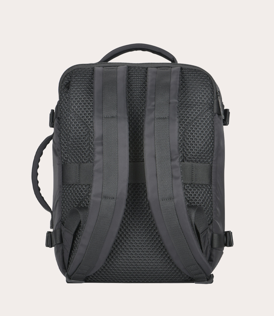 Tugò premium Nero, dettaglio