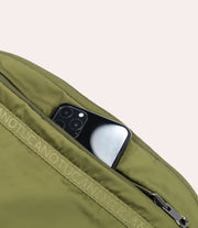 Let Me Out Crossbody Verde militare, dettaglio