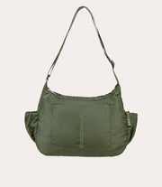 Compatto Eco Sling Verde acido, in uso