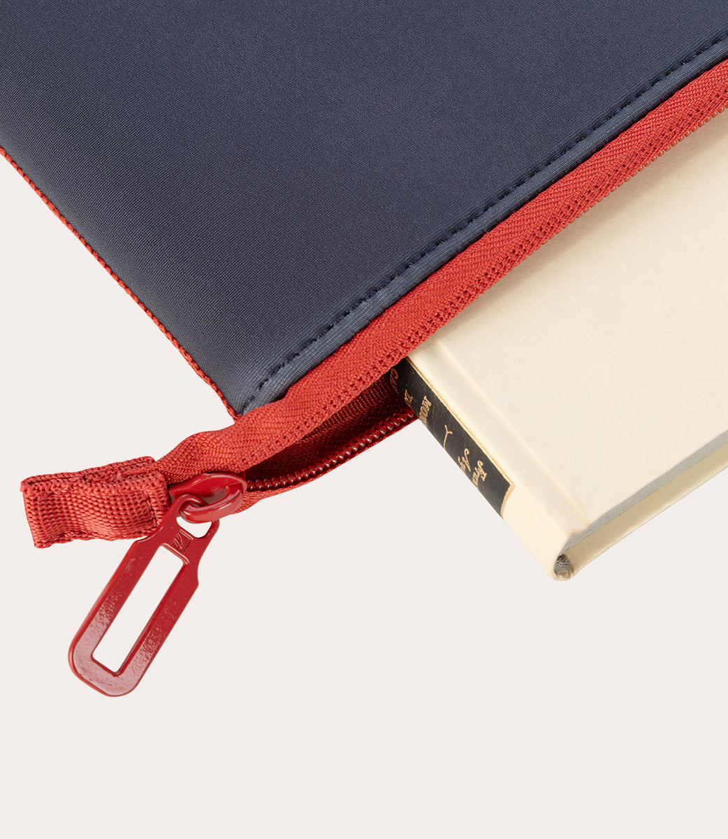 Schizzo book cover Grigio, dettaglio interno