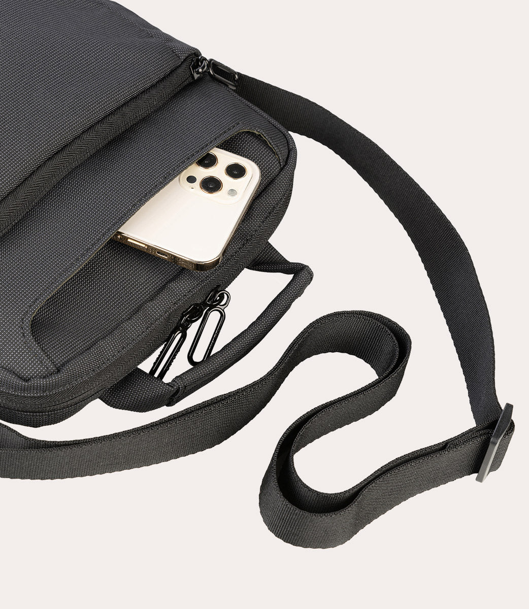 Work Out 4 shoulder bag medium Antracite, vista laterale
